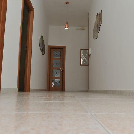 タラントCasa Sarahouseアパートメント エクステリア 写真
